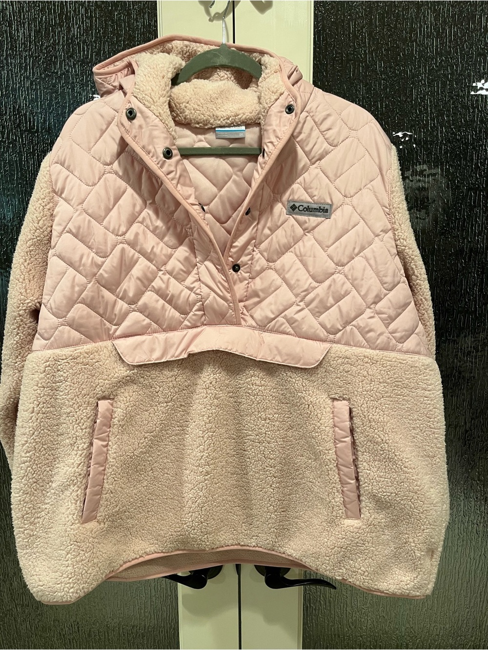 Columbia women’s baby Pink Quilted & Sherpa Pullover Jacket